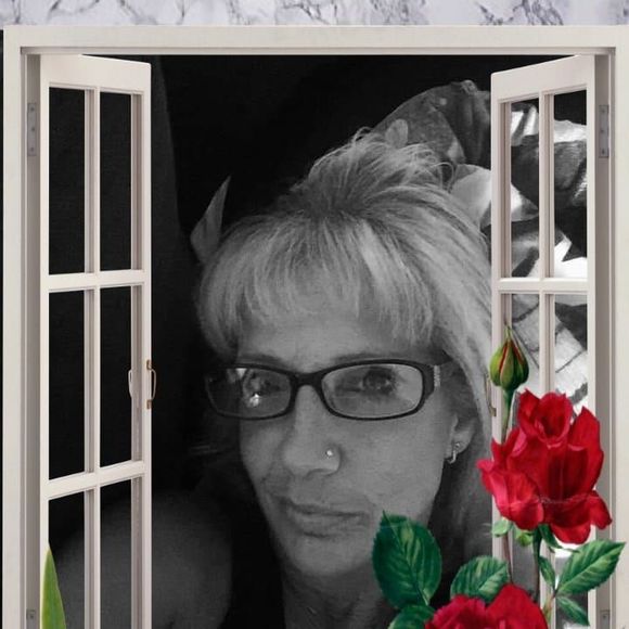 Meet your Posher, Berta - Picture 1 of 1